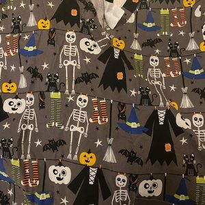 Halloween scrub 2x